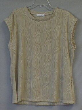 Moshu Textured Crewneck Cap Sleeve Blouse